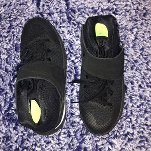 Kyrie 2 basketball shoes